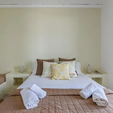 Ninemia Tinos Grand 105 Aparthotel